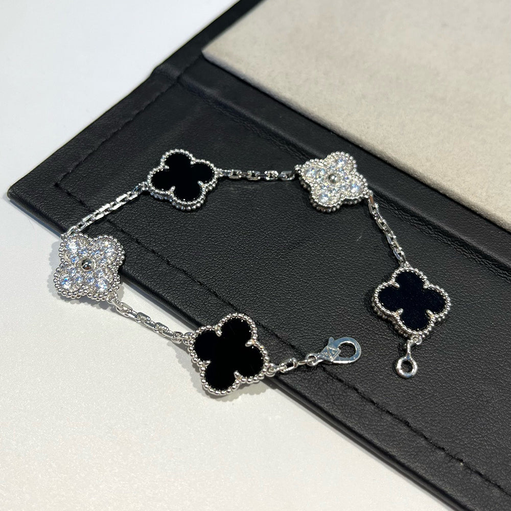 [Glitter Jewelry]CLOVER 5 MOTIF ONYXS DIAMOND BRACELET SILVER