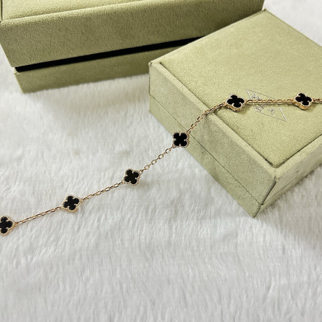 [Glitter Jewelry]CLOVER 6 MOTIF  ONYXS BRACELET