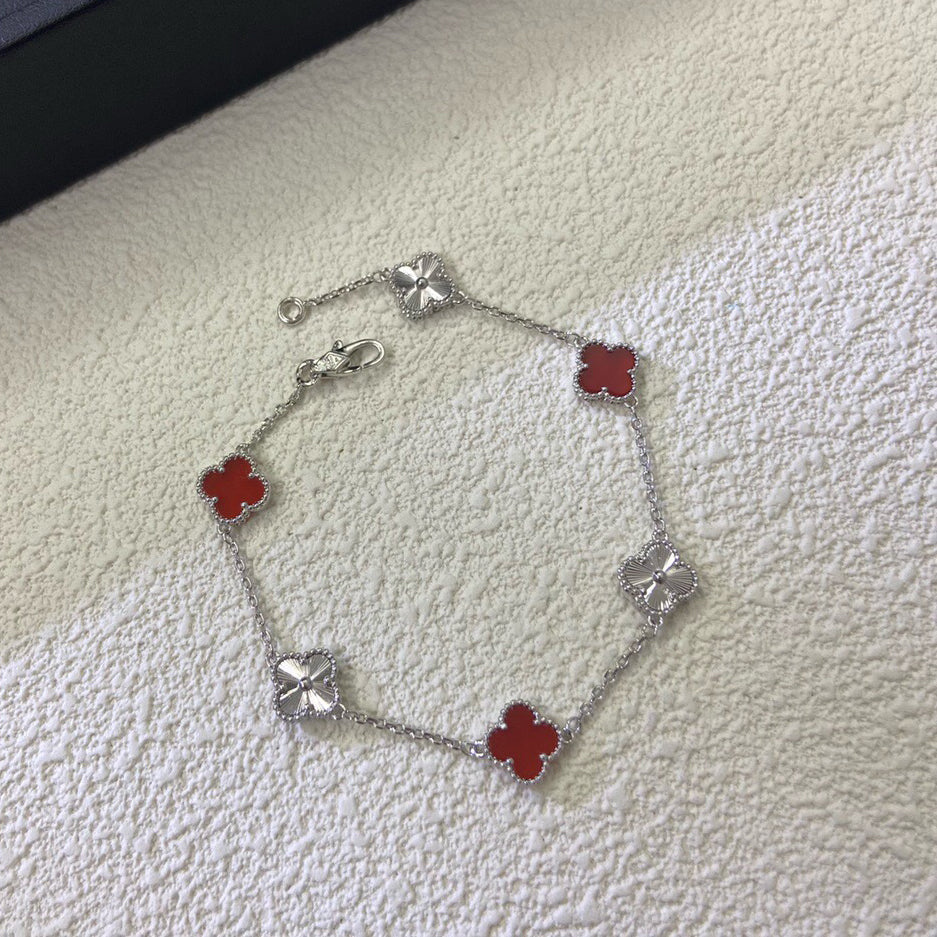 [Glitter Jewelry]CLOVER 6 MOTIF RED AGATE LASER BRACELET