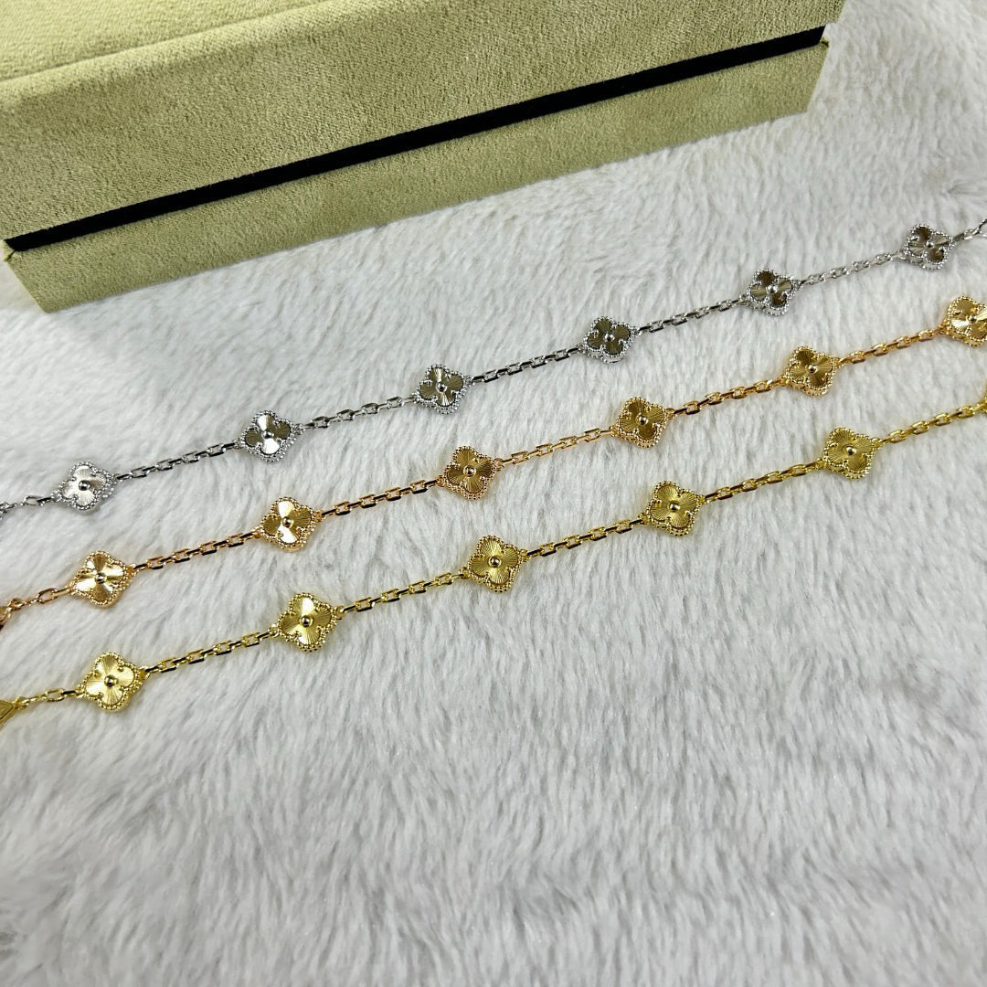 [Glitter Jewelry]CLOVER 6 MOTIF DIAMOND BRACELET