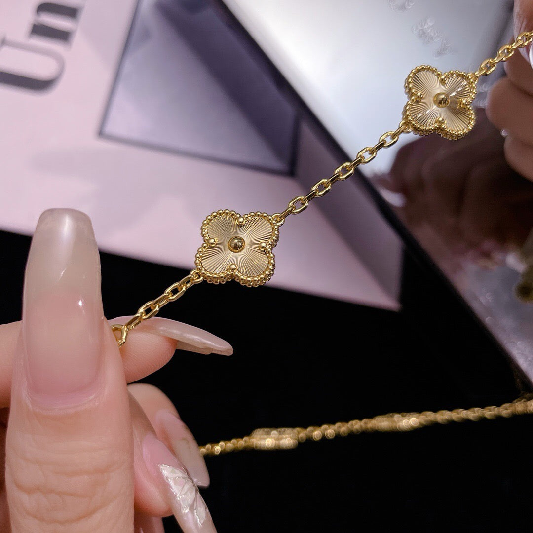[Glitter Jewelry]CLOVER 10 MOTIFS LASER NECKLACE