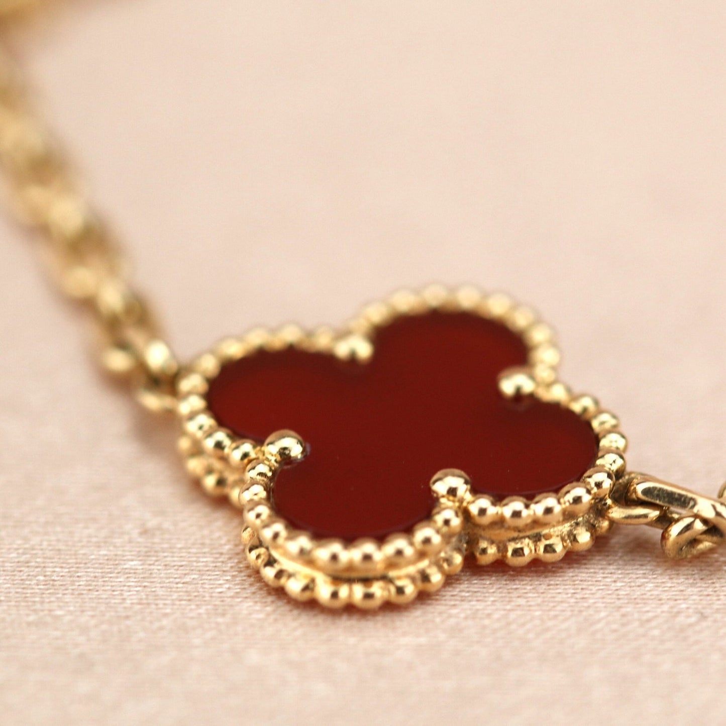 [Glitter Jewelry]CLOVER 5 MOTIFS RED AGATE  BRACELET