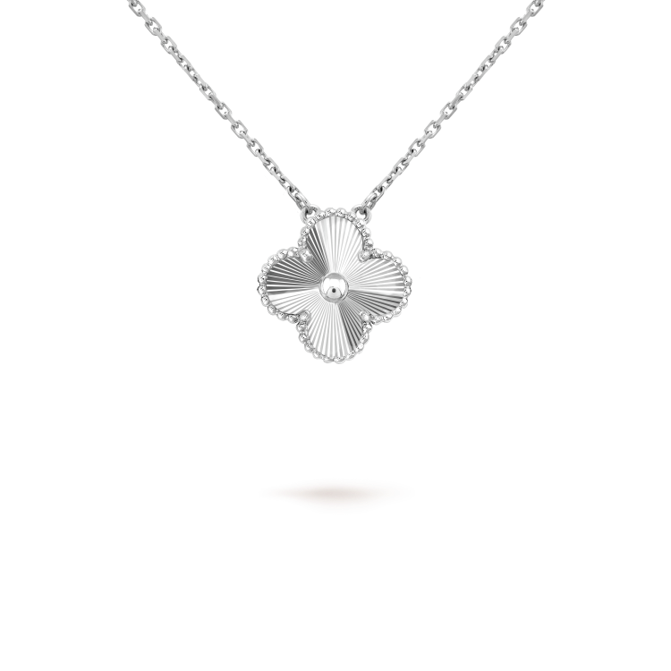 [Glitter Jewelry]CLOVER 15MM LASER NECKLACE SILVER