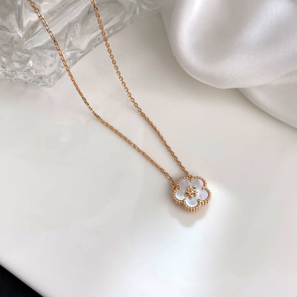 [グリッタージュエリー]ラッキーホワイトモッププラムブロッサムネックレス