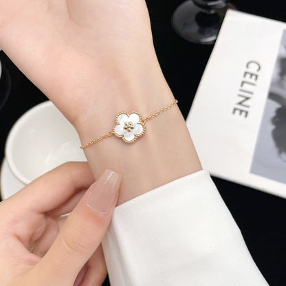 [Glitter Jewelry]LUCKY WHITE MOP PLUM BLOSSOM  BRACELET