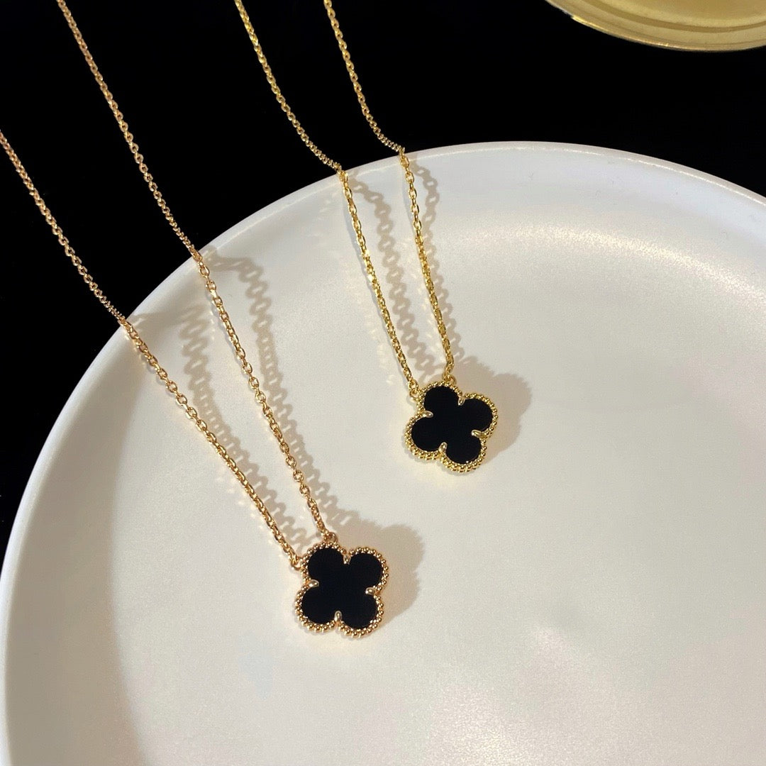 [Glitter Jewelry]CLOVER 15MM BLACK ONYX SINGLE FLOWER NECKLACE