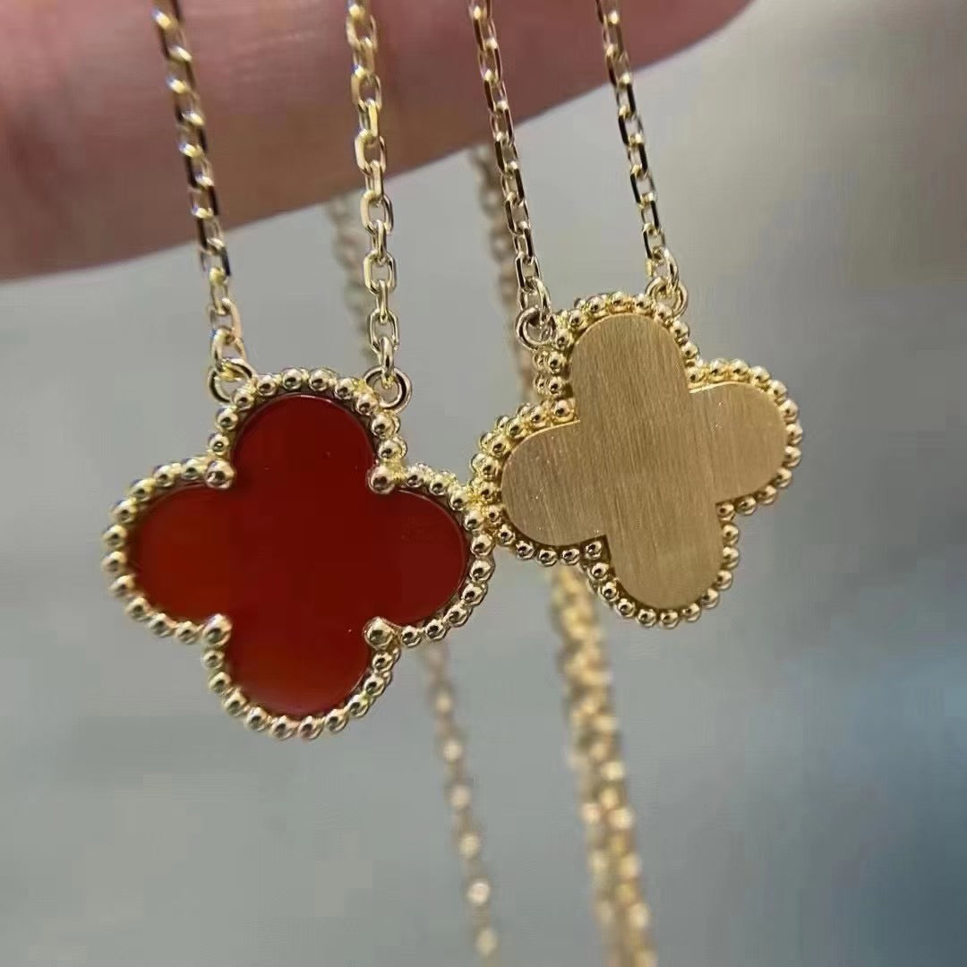 [Glitter Jewelry]CLOVER 15MM CARNELIAN SINGLE FLOWER NECKLACE