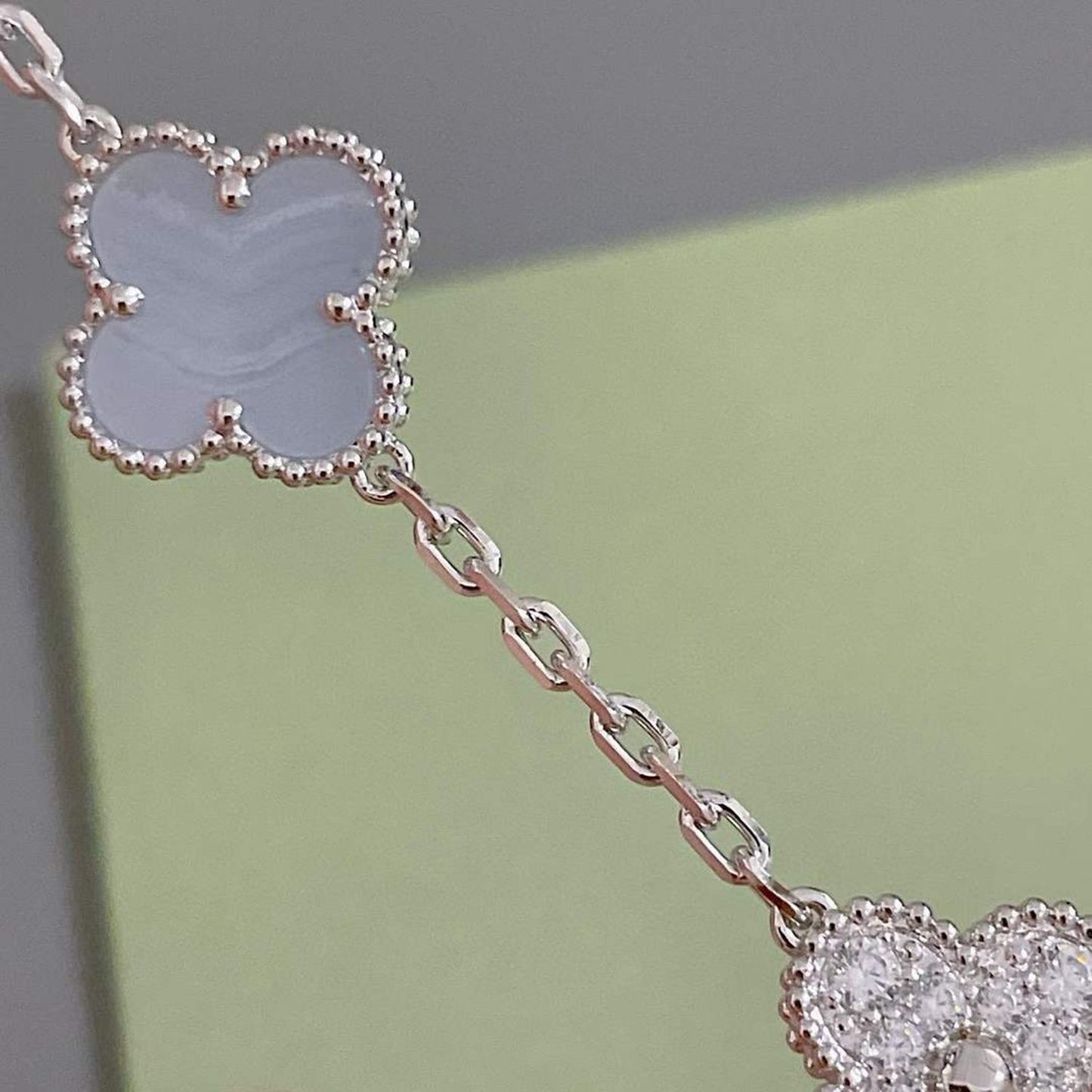 [Glitter Jewelry]CLOVER  5 MOTIF DIAMOND PURPLE CHALCEDONY BRACELET SILVER