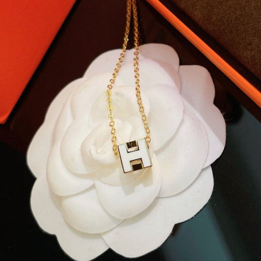 [Glitter Jewelry]H WHITE SQUARE GOLD NECKLACE