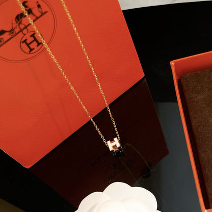 [Glitter Jewelry]H WHITE SQUARE GOLD NECKLACE