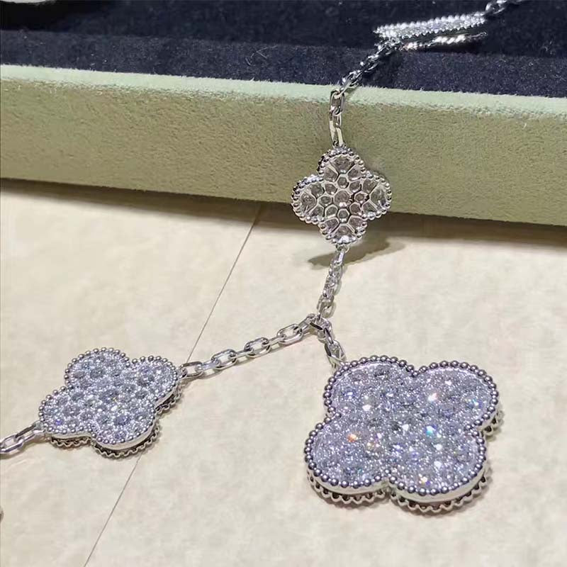 [Glitter Jewelry]CLOVER 6 MOTIFS SILVER DIAMOND BRACELET