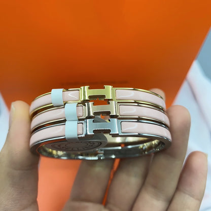 [グリッタージュエリー]クラシック HM クリック ピンク 8mm エナメルブレスレット