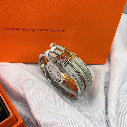 [グリッタージュエリー]クラシック HM クリック グリーン 8mm エナメルブレスレット
