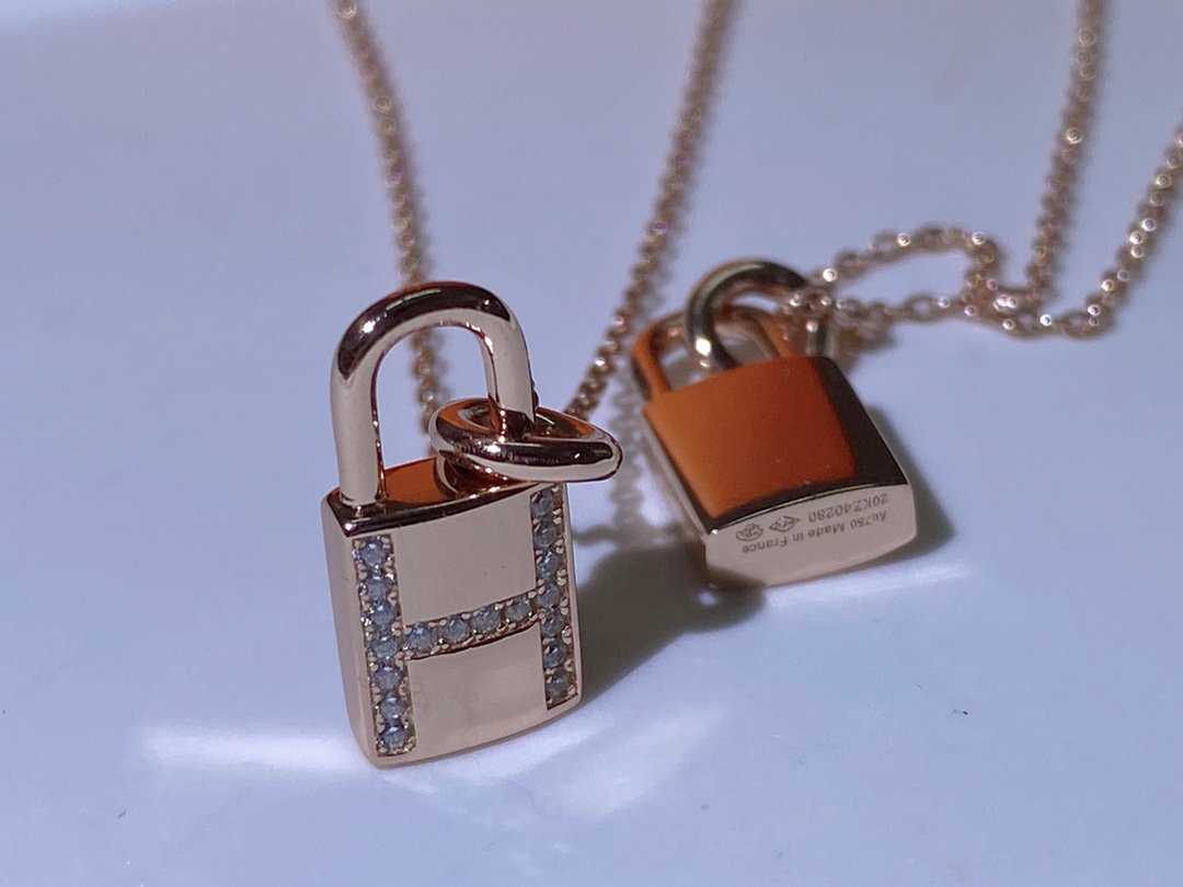 [Glitter Jewelry]HM ADVANCED NICHE LOCK HEAD NECKLACE DIAMONDS