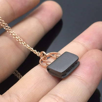 [Glitter Jewelry]WOMEN'S HM AMULETTES CONSTANCE PENDANT NECKLACE