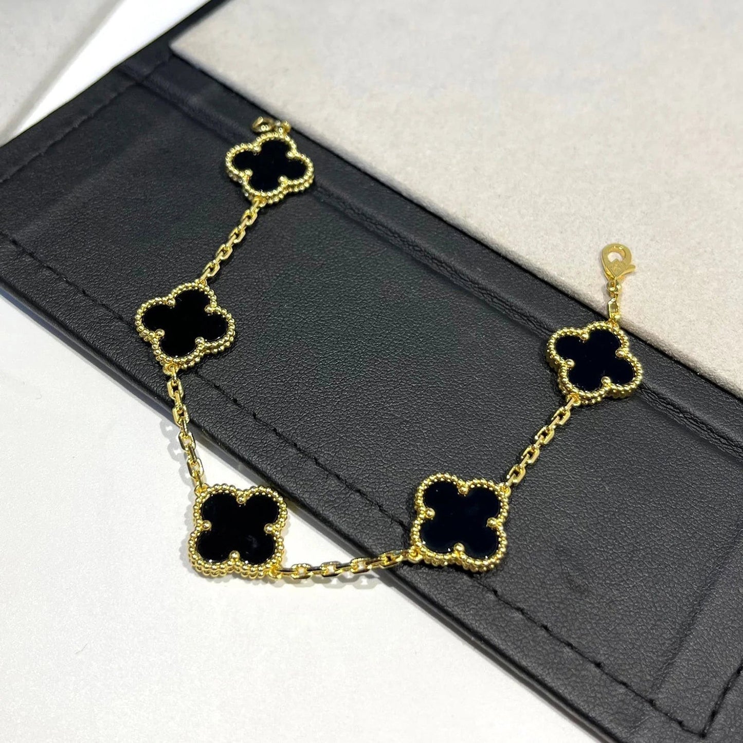 [Glitter Jewelry]CLOVER  5 MOTIFS BLACK ONYX BRACELET