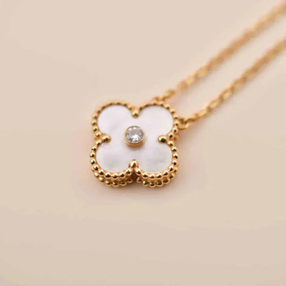 [Glitter Jewelry]CLOVER 15MM DIAMOND WHITE FRITILLARIA NECKLACE