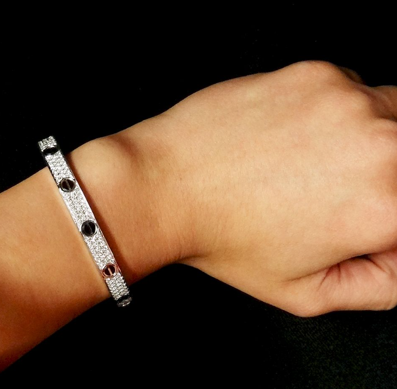 [Glitter Jewelry]LOVE BRACELET 6.1MM DIAMOND-PAVED CERAMIC