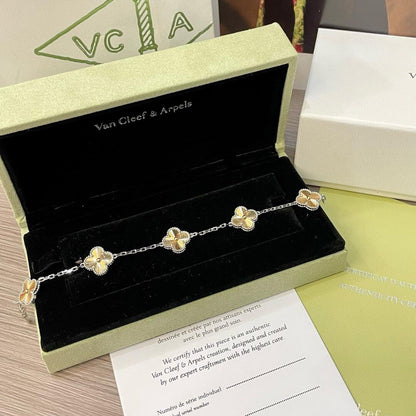 [Glitter Jewelry]CLOVER  5 MOTIFS  CHRISTMAS LIMITED EDITION BRACELET