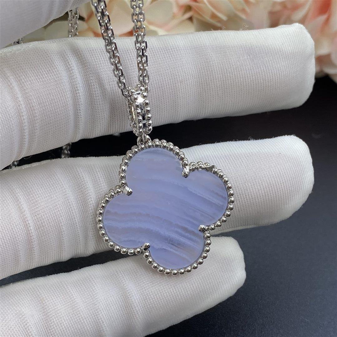 [Glitter Jewelry]CLOVER SILVER CHALCEDONY BIG CLOVER NECKLACE