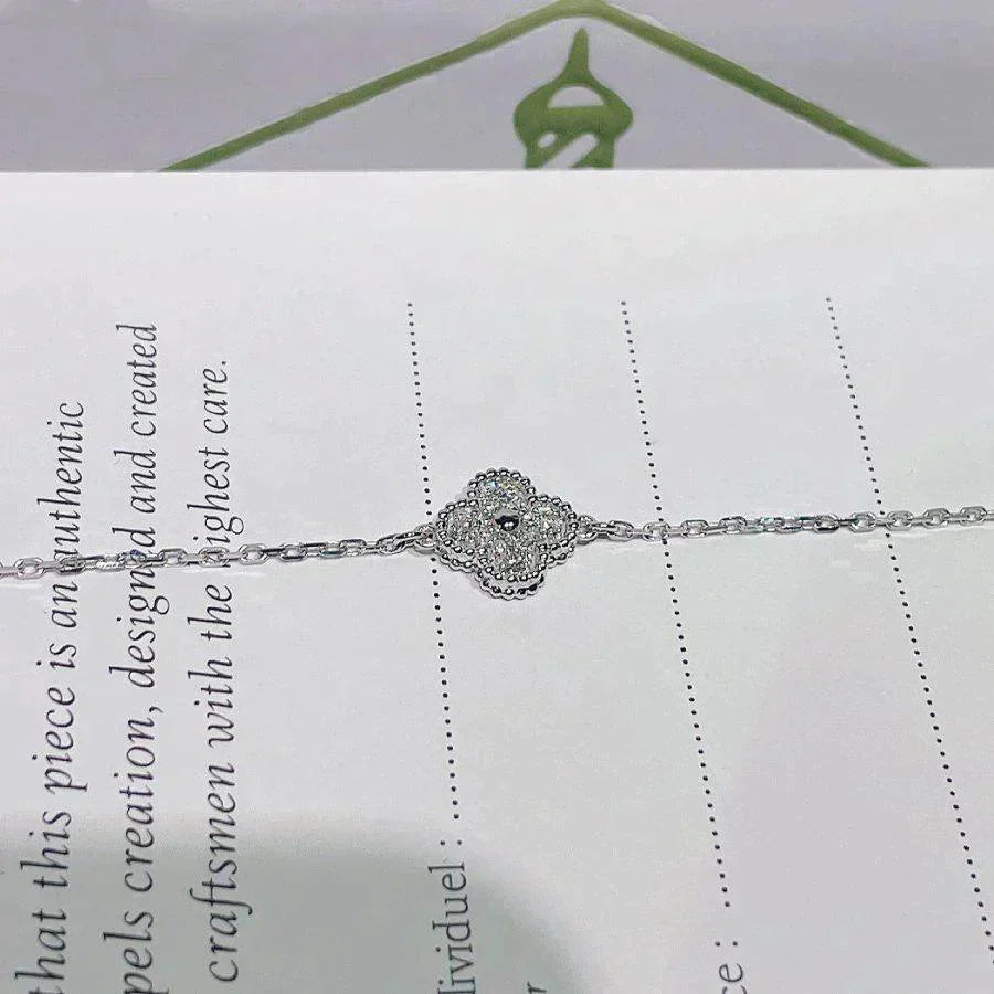 [Glitter Jewelry]CLOVER  SINGLE FLOWER BRACELET SILVER