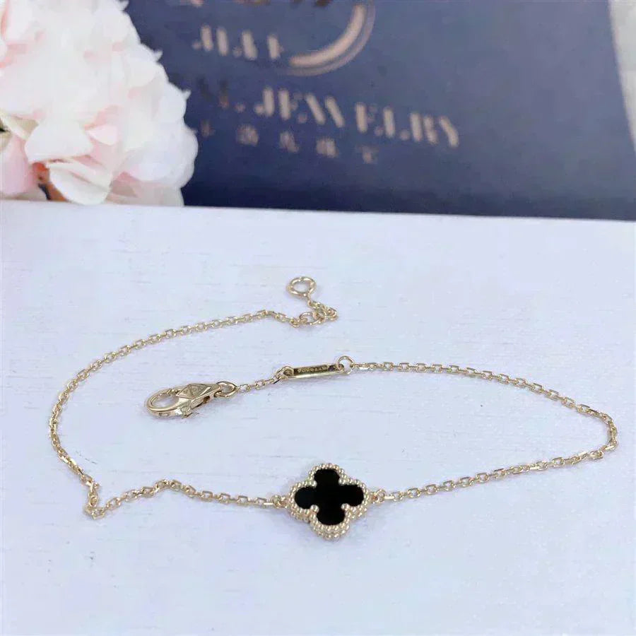 [Glitter Jewelry]CLOVER ONYX SINGLE FLOWER BRACELET