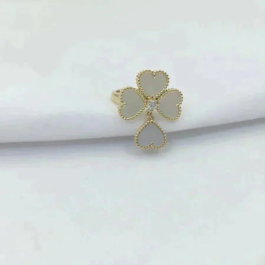 [Glitter Jewelry]SWEET CLOVER WHITE MOP RING