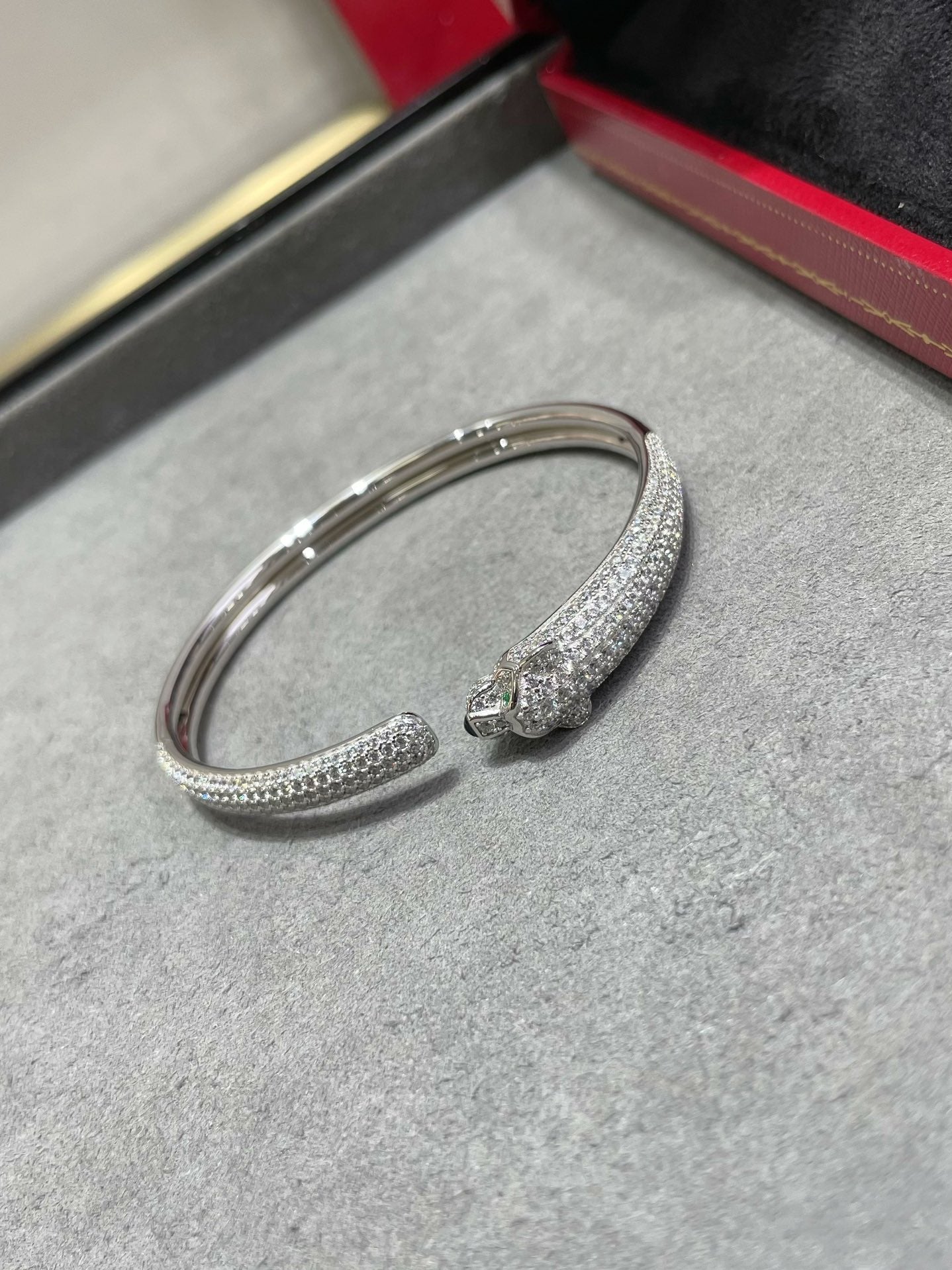 [Glitter Jewelry]PANTHERE FULL DIAMOND OPEN BRACELET