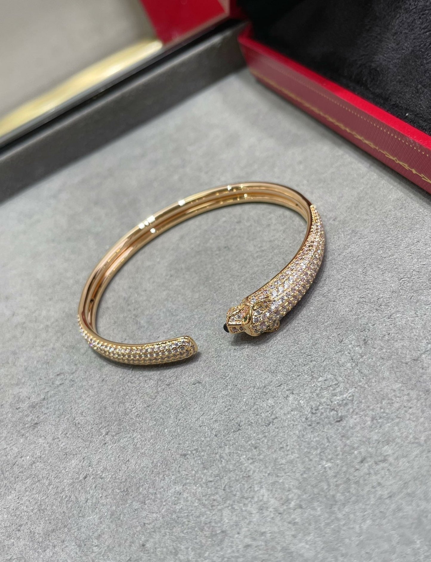 [Glitter Jewelry]PANTHERE FULL DIAMOND OPEN BRACELET