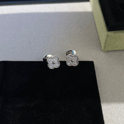 [Glitter Jewelry]CLOVER MINI DIAMOND STUD EARRINGS