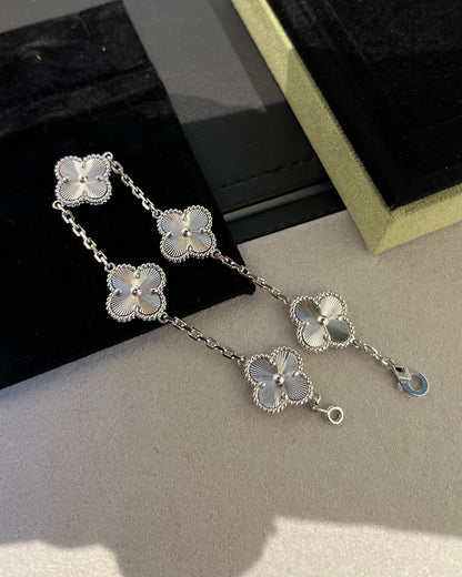 [Glitter Jewelry]CLOVER SILVER 5 MOTIFS BRACELET